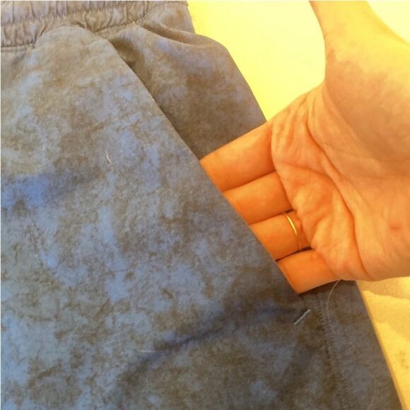 Lululemon Pace Breaker Active Running Shorts Blue Black with Liner and Pockets - Picture 8 of 8